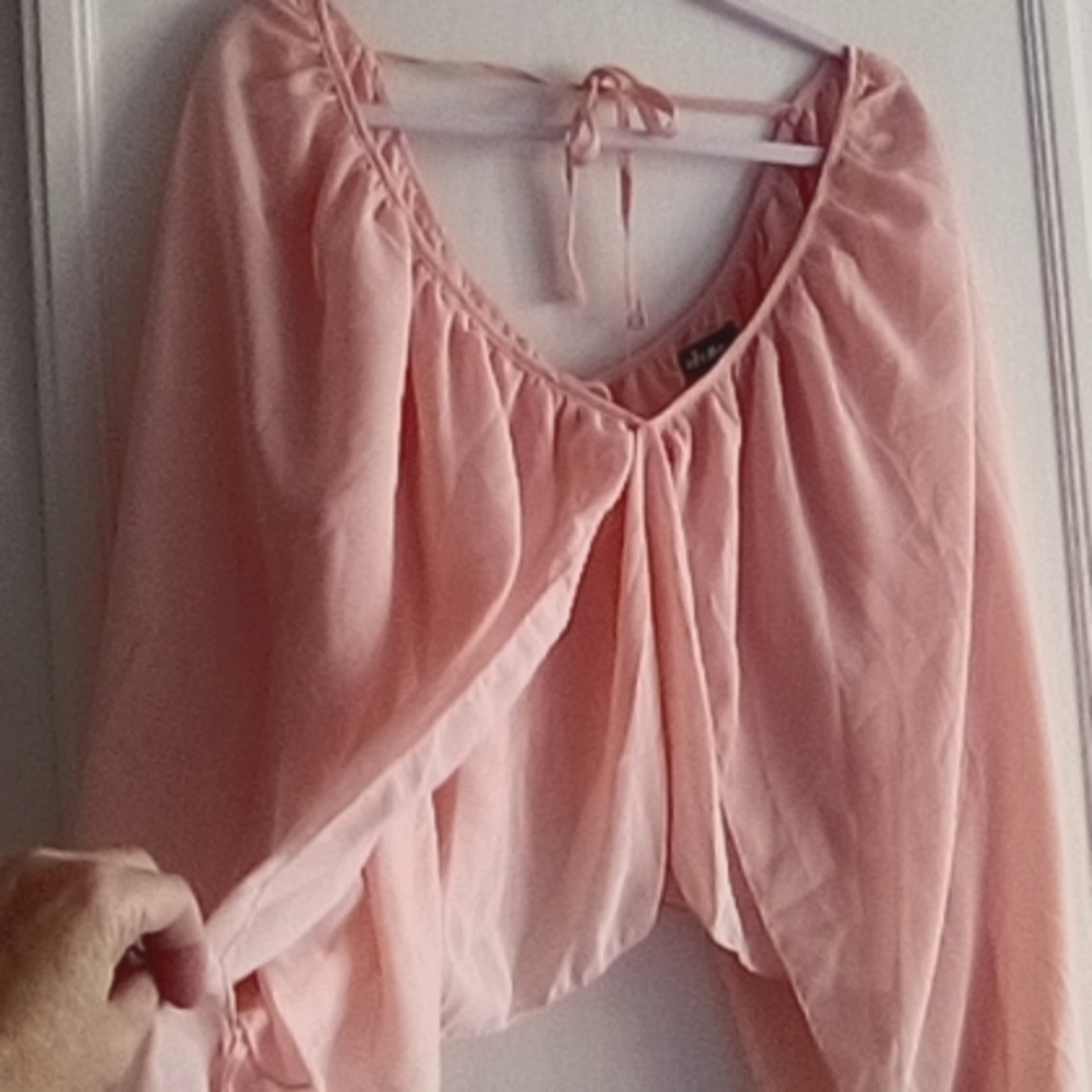 Pink blouse - Picture 5 of 7